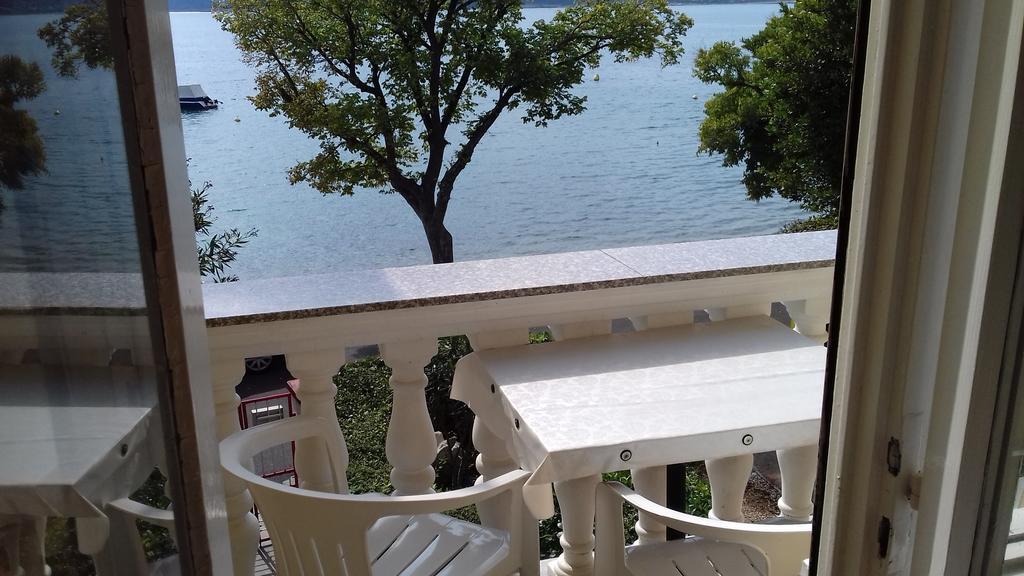 Apartament Branko Fabijanic First Row By The Sea Selce Zewnętrze zdjęcie
